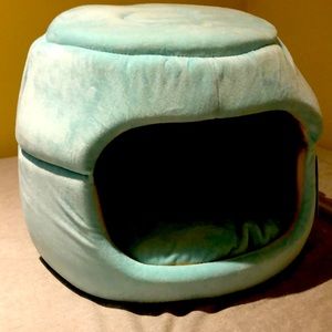 Pet bed